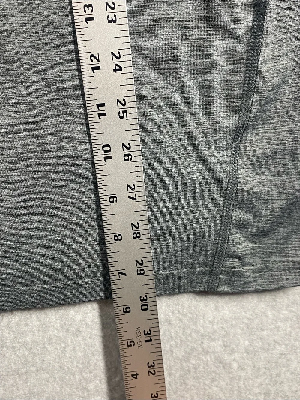 Reebok Men's Heather Gray Half-Zip Performance Top Size XL Athletic long sleeve